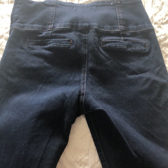 Ladies Eighty Two Jeans - Picture 3 of 3